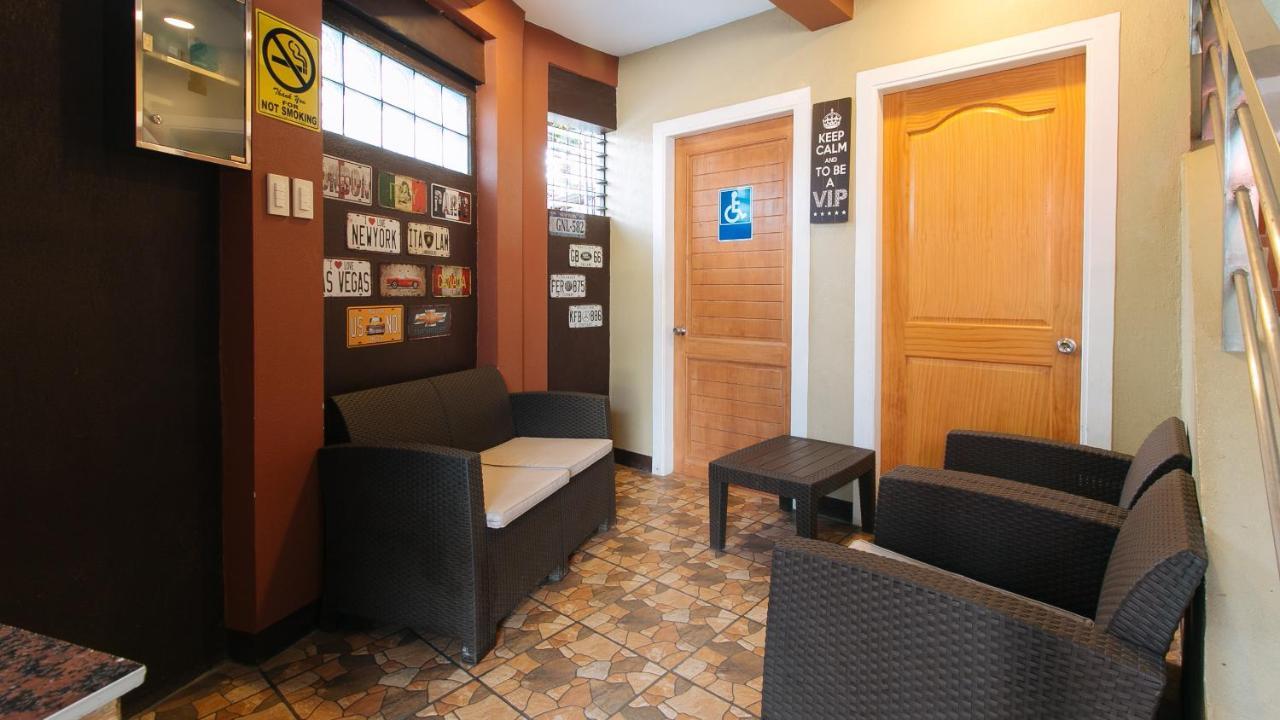 Reddoorz Plus Near Lapasan Plaza Cagayan De Oro Exterior photo
