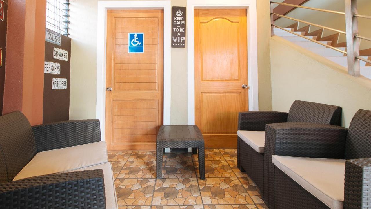 Reddoorz Plus Near Lapasan Plaza Cagayan De Oro Exterior photo