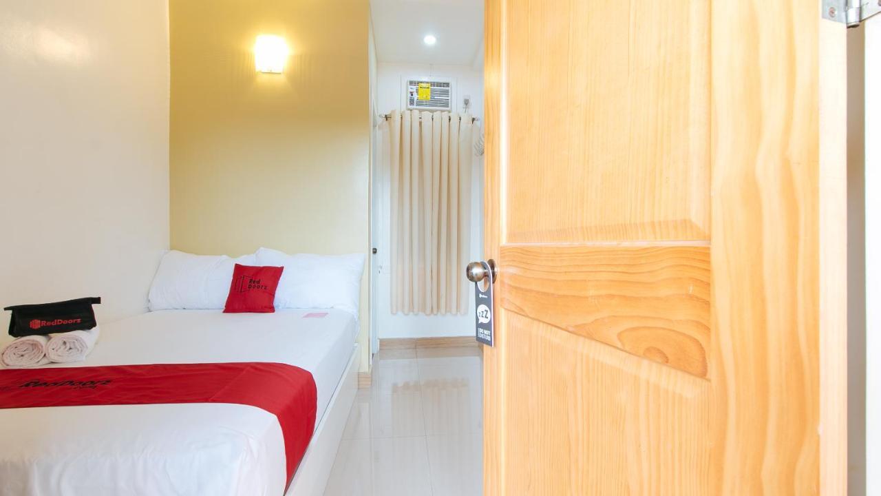 Reddoorz Plus Near Lapasan Plaza Cagayan De Oro Exterior photo
